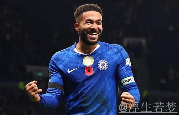 邮报：别再纠结赖斯和凯塞多，此役中场表现最佳的是里斯-詹姆斯